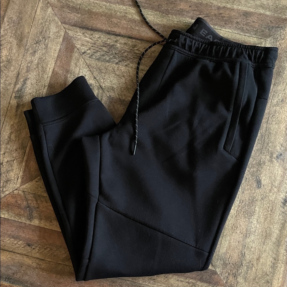 American Eagle Men's Black Jogger Pants With Cuff Size Large